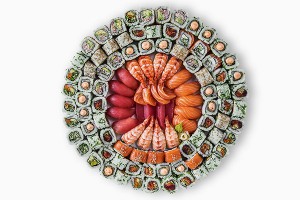 sushi-platter-huge_Fotor-300x200