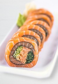 Roll-salmon-wrap-200x300-200x288