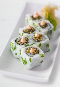 roll-salmon-skin-200x300-200x288